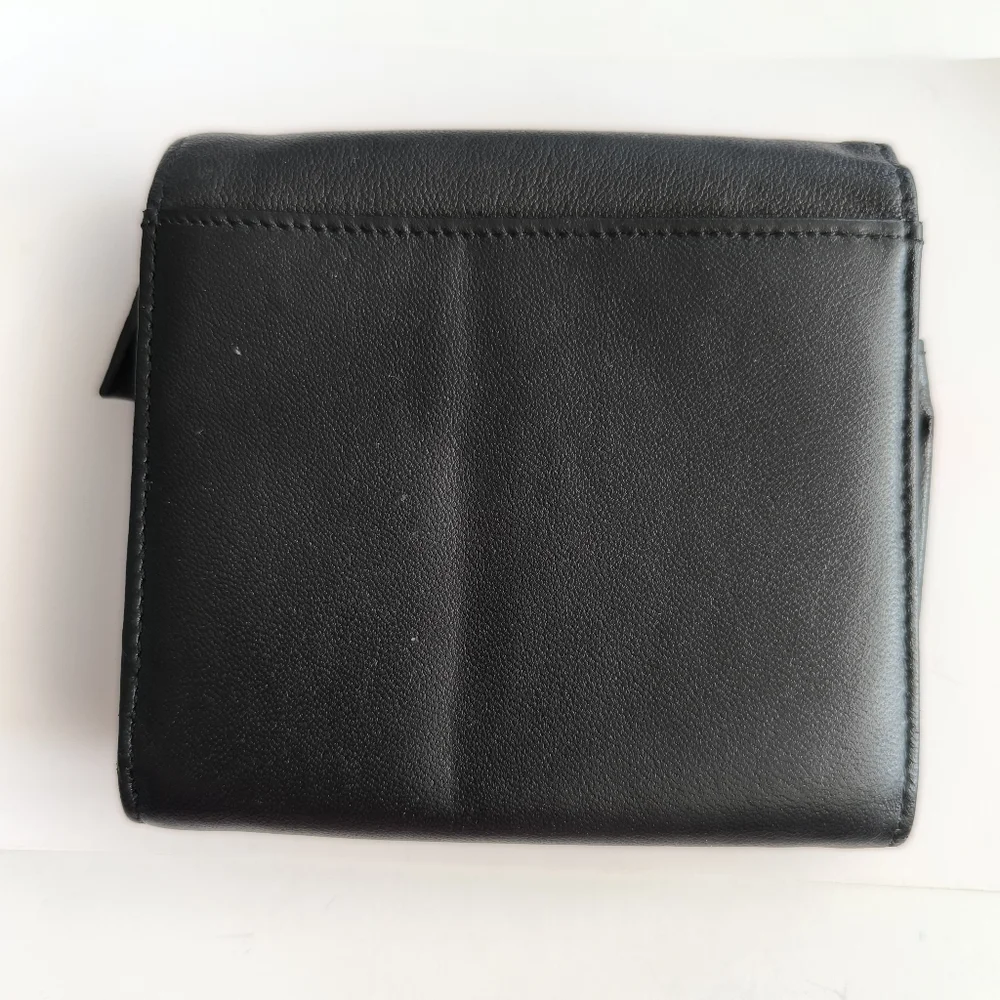 Men's Bifold Wallet Gianni Valentino Black Leather Multiple Compartments
